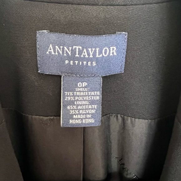 Ann Taylor Petites Womens Size 0P Black Three-Button Blazer Jacket Fully Lined - Picture 5 of 6
